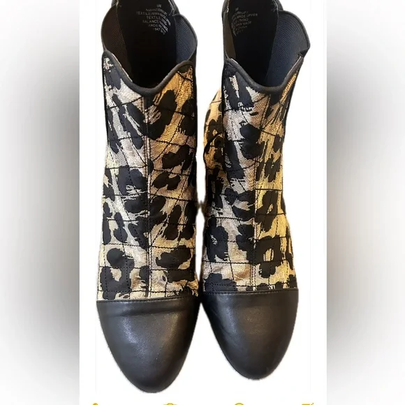 Nine West chelsea boot with modern update. - Picture 6 of 8